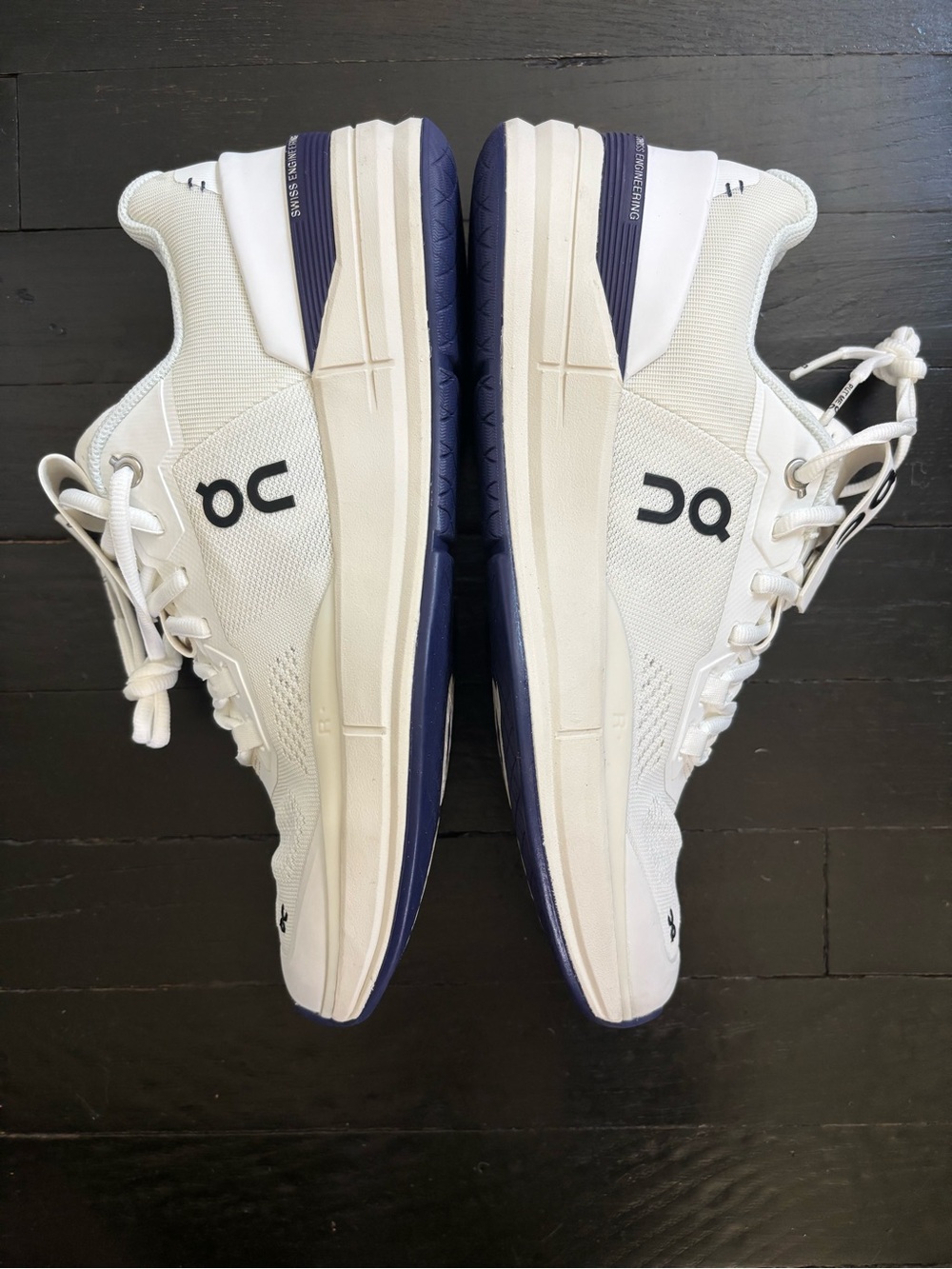 On Tennis Shoes | THE ROGER Pro | Women’s 10.5 - Picture 2 of 8